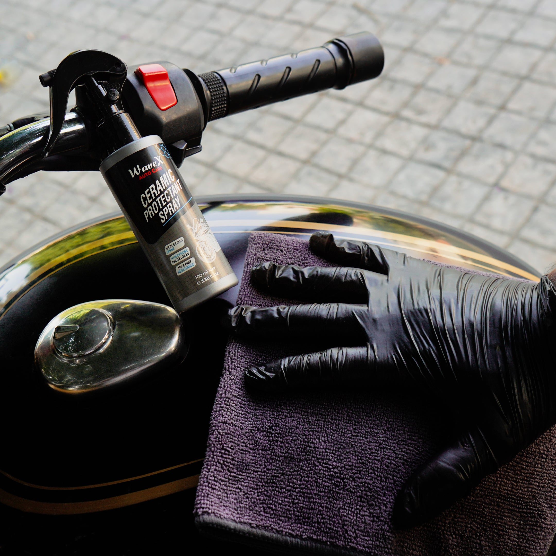 CERAMIC PROTECTANT SPRAY FOR MOTOR BIKES -  SUPER HYDROPHOBIC & UV PROTECTION