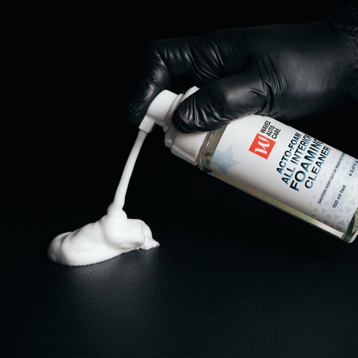 FOAMING CAR INTERIOR CLEANER Secondary image