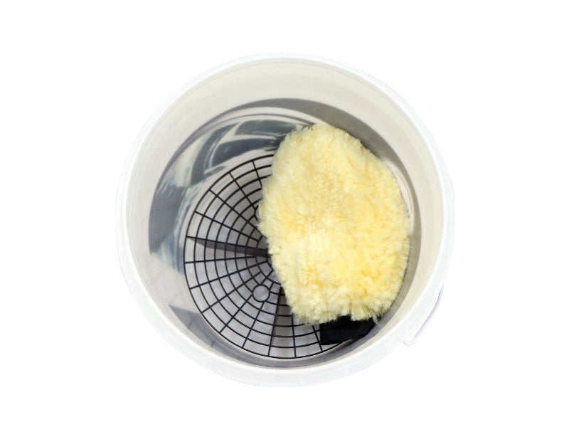 WaveX Lamb Wool Wash Mitt For Cars and Bikes| Scratch, Lint, Swirl and Streak Free 100% Original Lamb Wool Sheep Skin Wash Mitt.